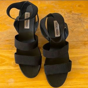 Steve Madden black sandals, platformed